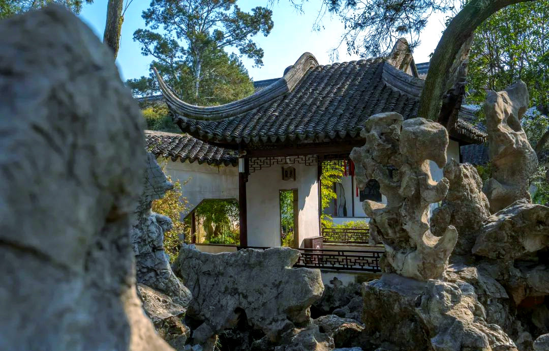 Lingering Garden