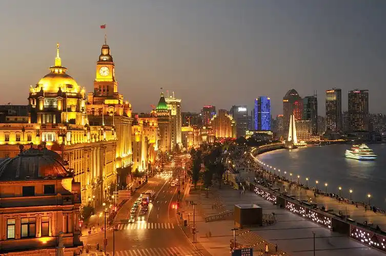 The Bund Huangpu River skyline
