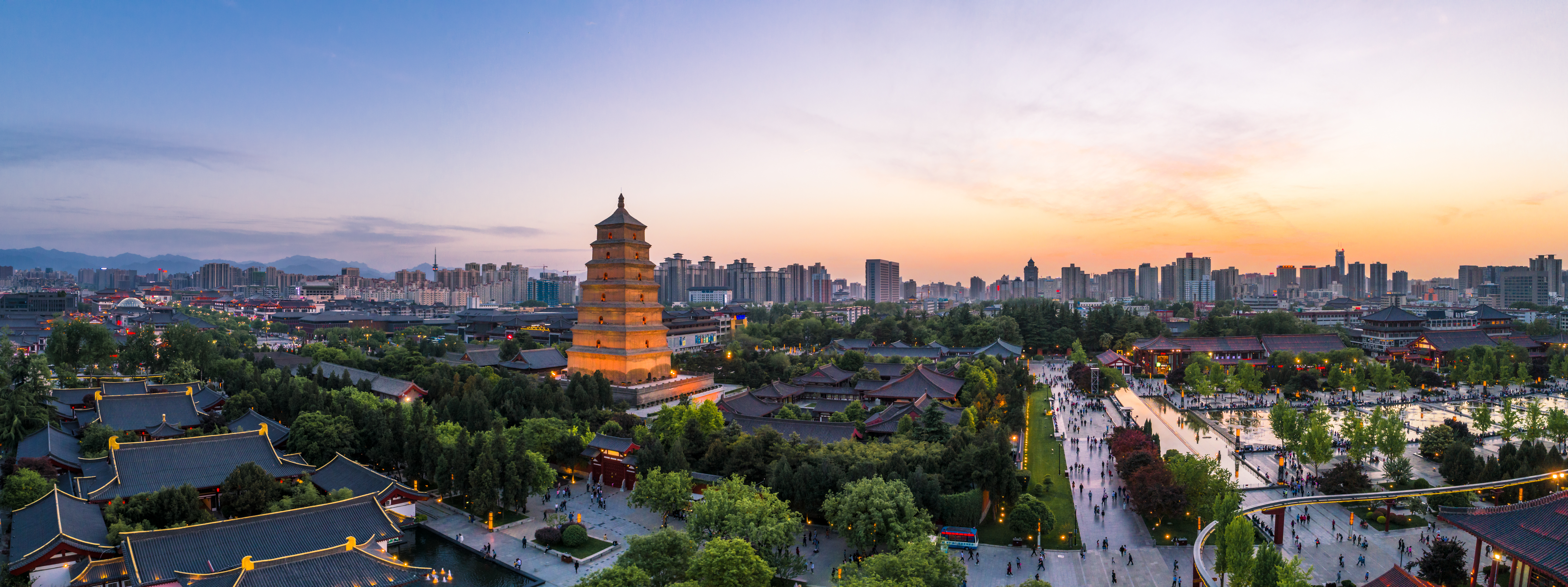 Beijing-Xian-Chongqing-Yangtze River-Shanghai Tour