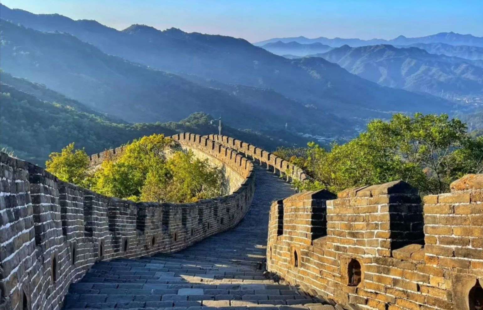 The Great Wall of China (Mutianyu/Badaling)