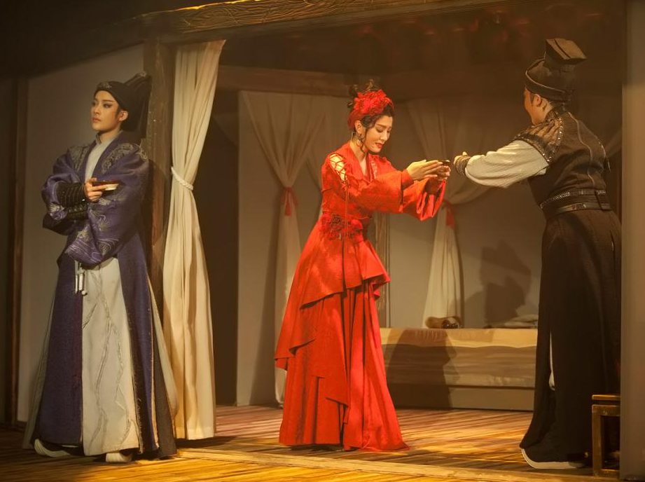 Yue Opera “New Dragon Gate Inn”