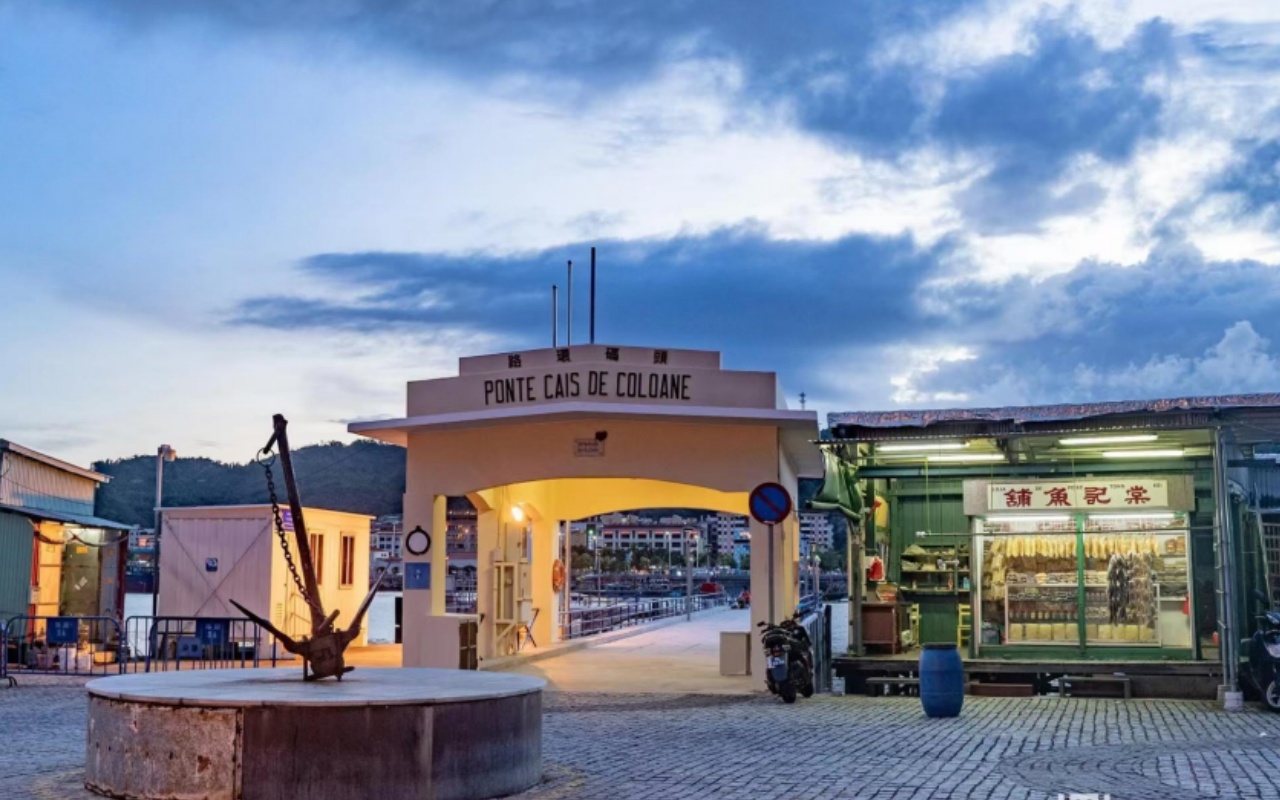Coloane Village Coastal Walk