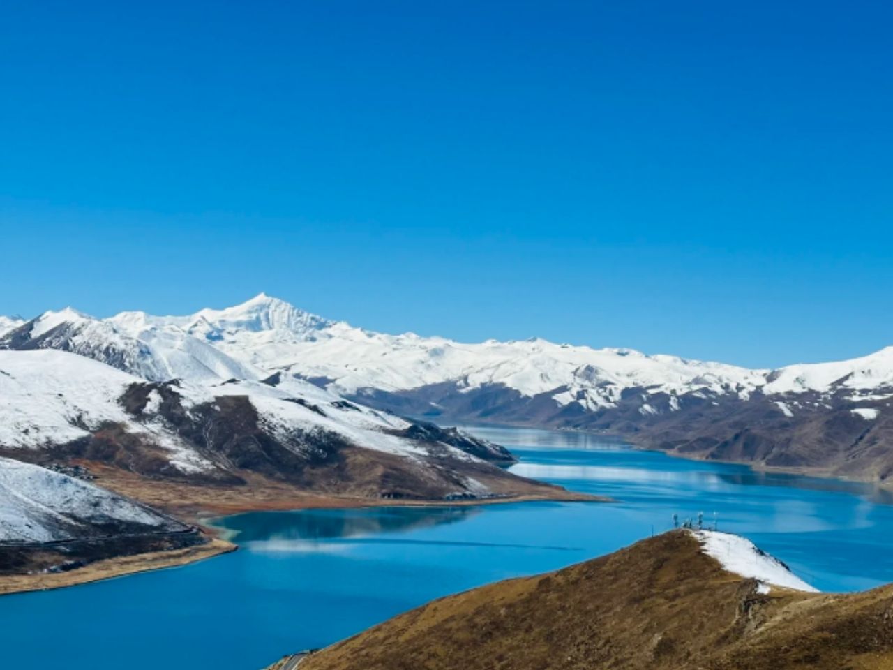 Yamdrok Lake (Yamdrok Tso)