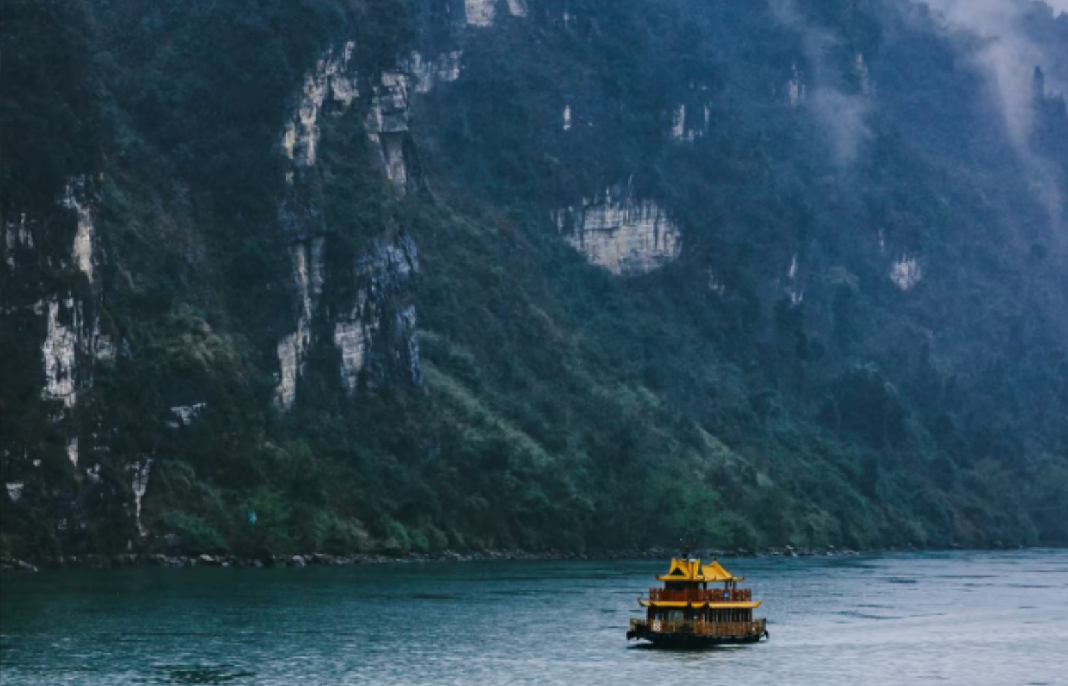 Xiling Gorge & Rapid Waters