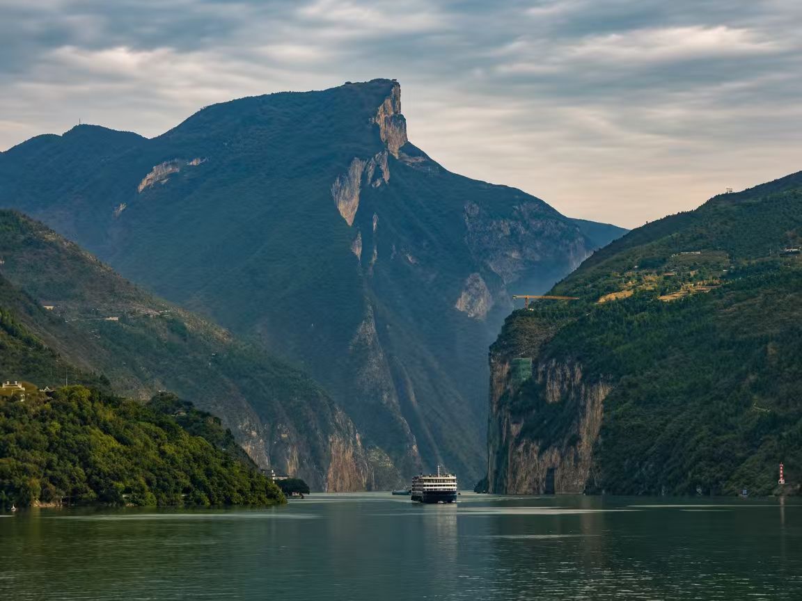 East Marvel | Luxury China Tours & Yangtze Cruises