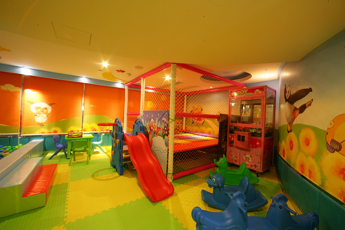 Multi-function Entertainment Hall