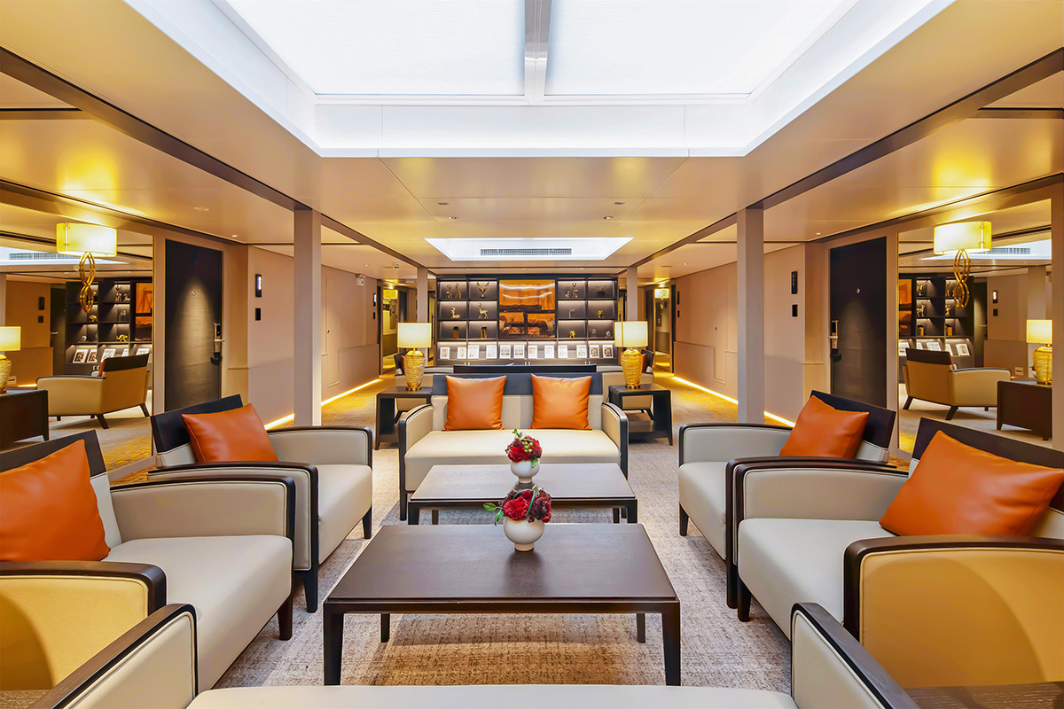 Executive Lounge