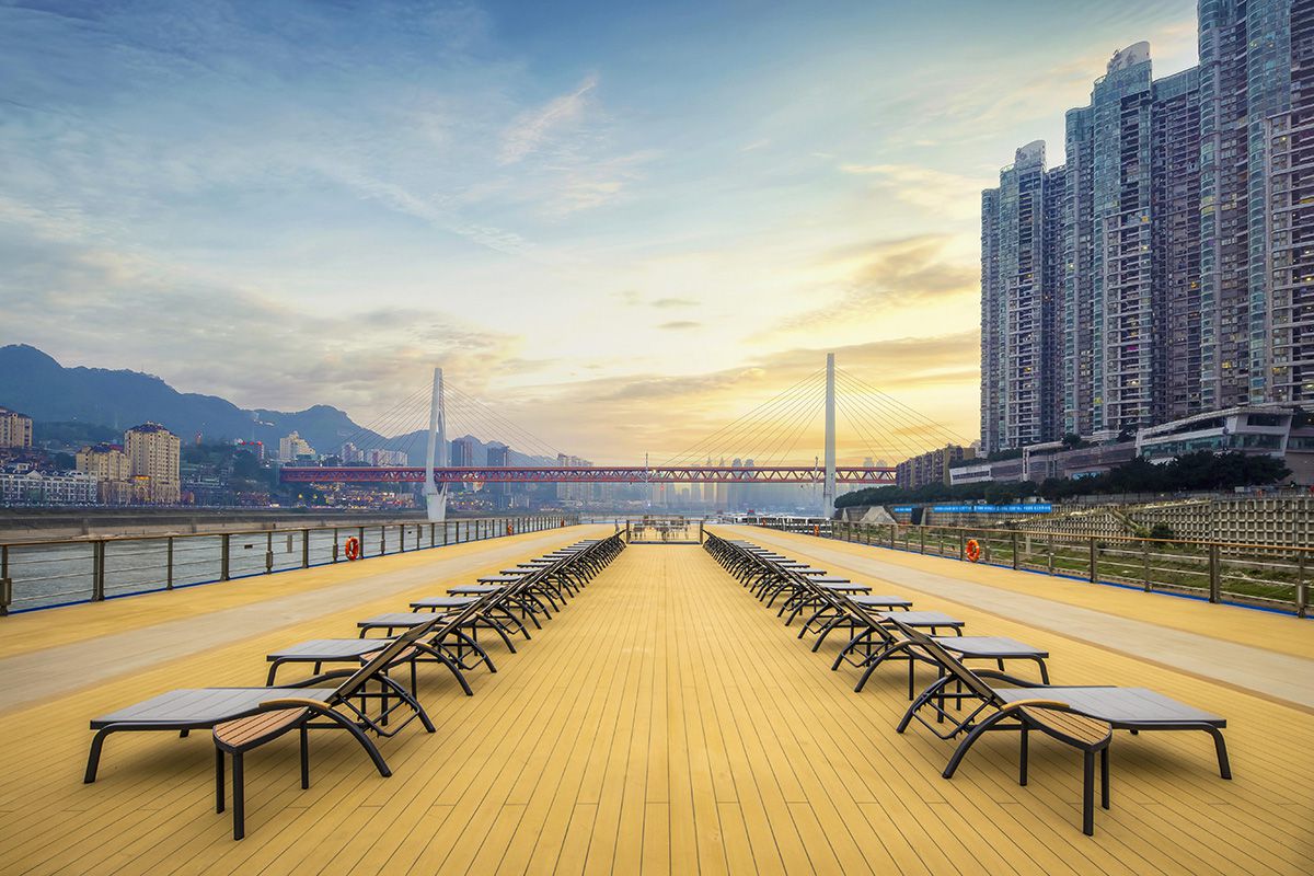 Sun Deck 2