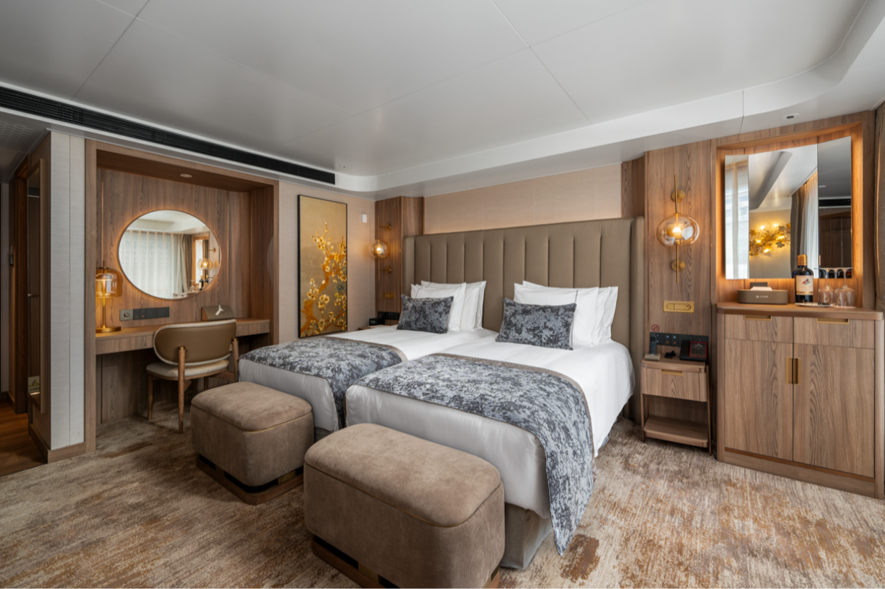 Executive Suite