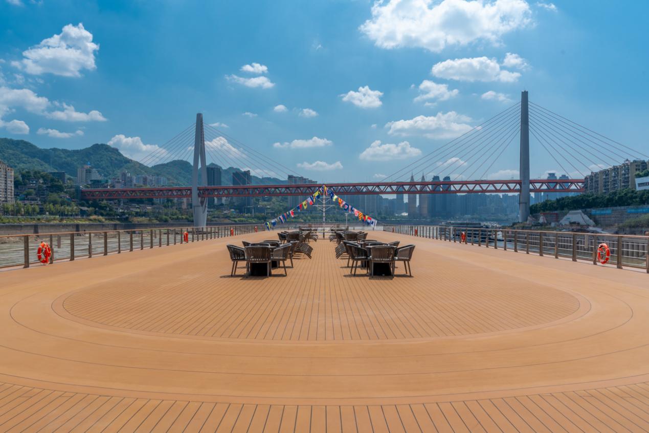 Sun Deck