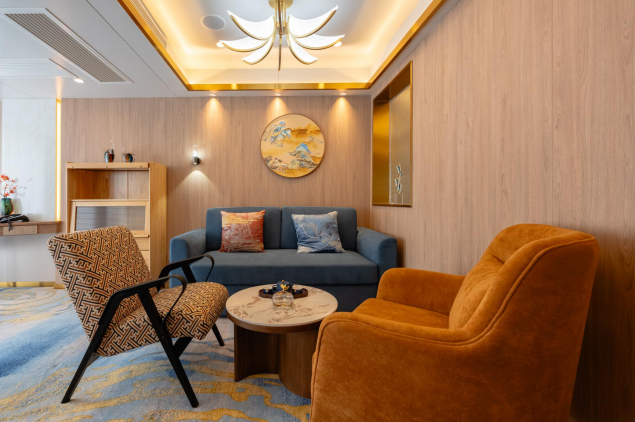 Shangri-La Suite