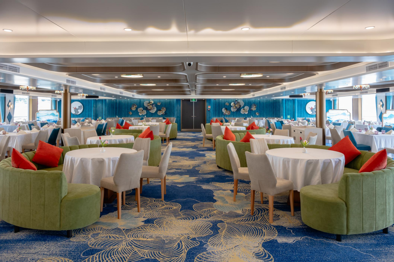 Top of the Yangtze Restaurant