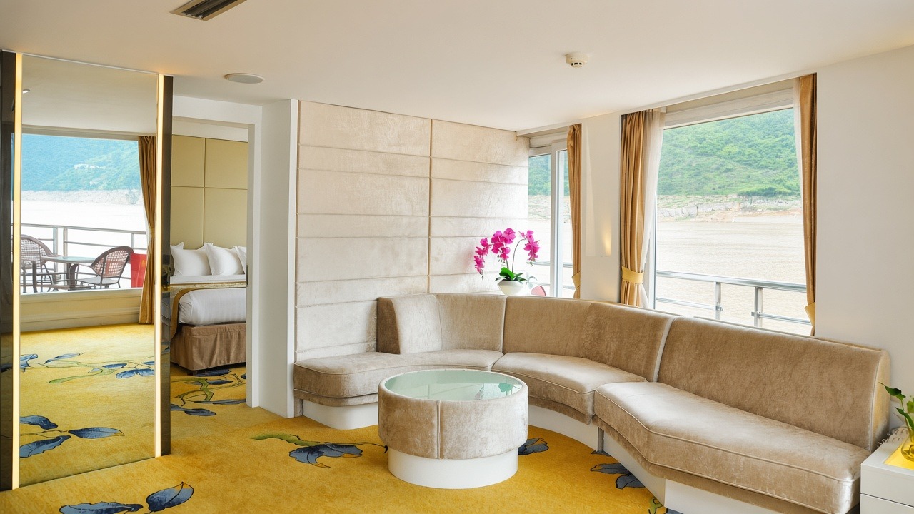 Shangri-La Suite