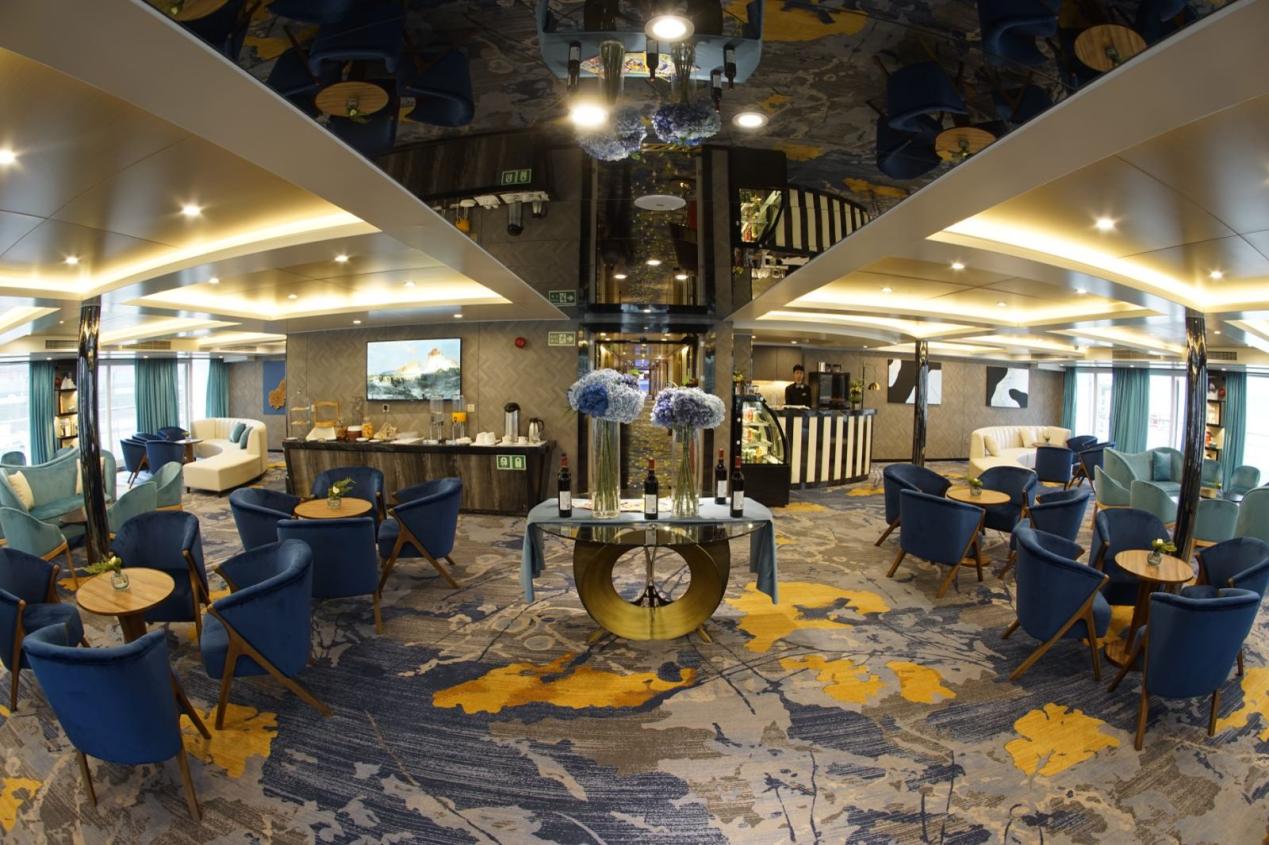 Executive Lounge