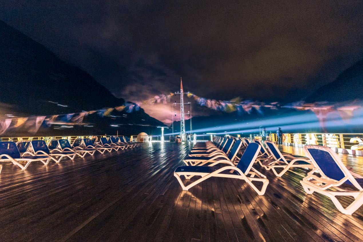 Sun Deck