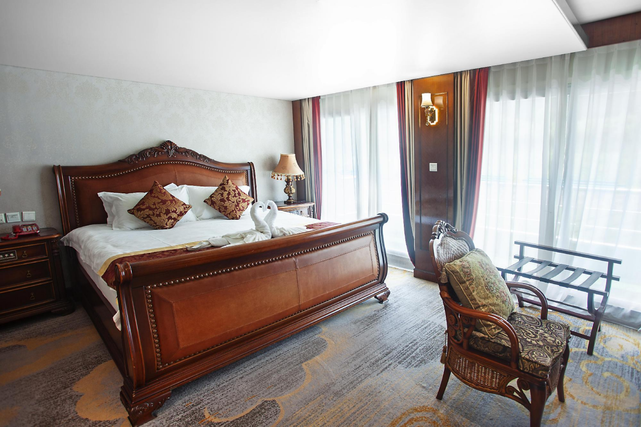 Presidential Suite