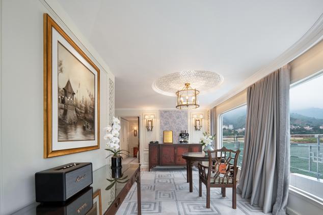 Jade & Mandarin Suites